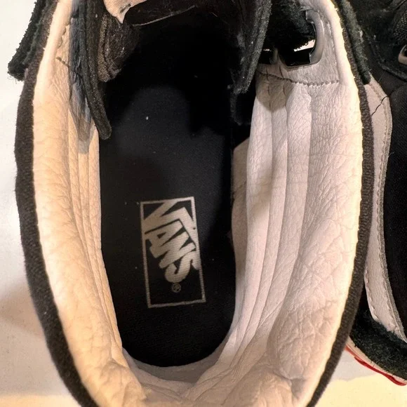 Vans Sk8-Hi Rainbow‎ Stripe Skate Shoes Men's 7.5 Black Suede High Top